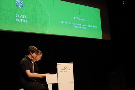 ZLATE PETICE 02 FOTO LJUBO VUKELIČ